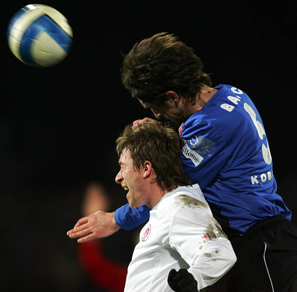 往往带有 往往带有